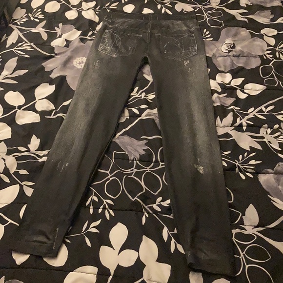 Leggings - Picture 2 of 2